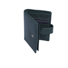 7a05adc8-05f2-4b6f-bfff-24935c4cc392